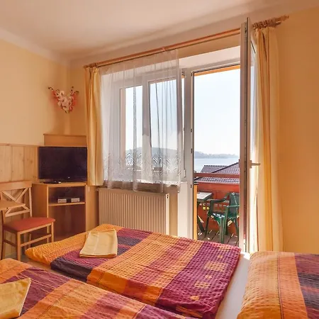 Jezerni Pensionat Horní Planá